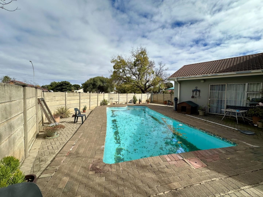 4 Bedroom Property for Sale in Fauna Free State
